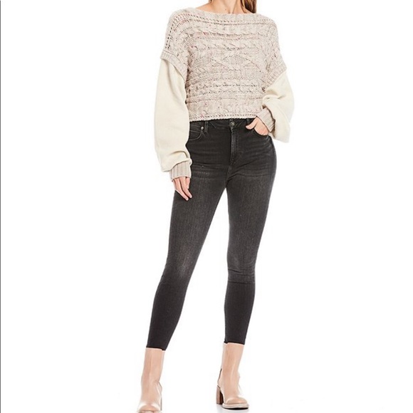 Free People
Honey Cable Fleece Sleeve Crop Sweater - Picture 3 of 9